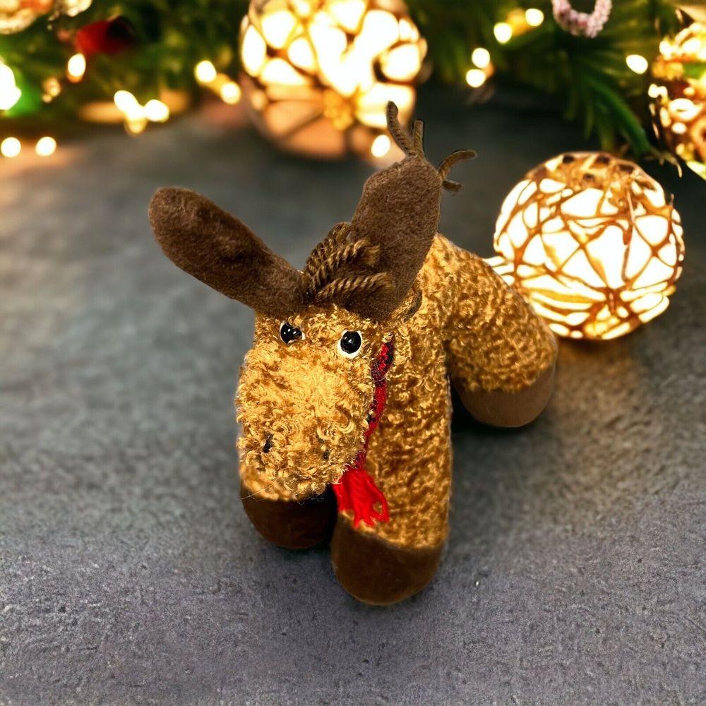 Bestever Funny Feet Christmas Reindeer 7" Stuffed Plush Stuffed Animal Holidays
